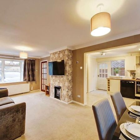 Beautiful Home Close To Town Free Netflix, Wifi Solihull Eksteriør bilde