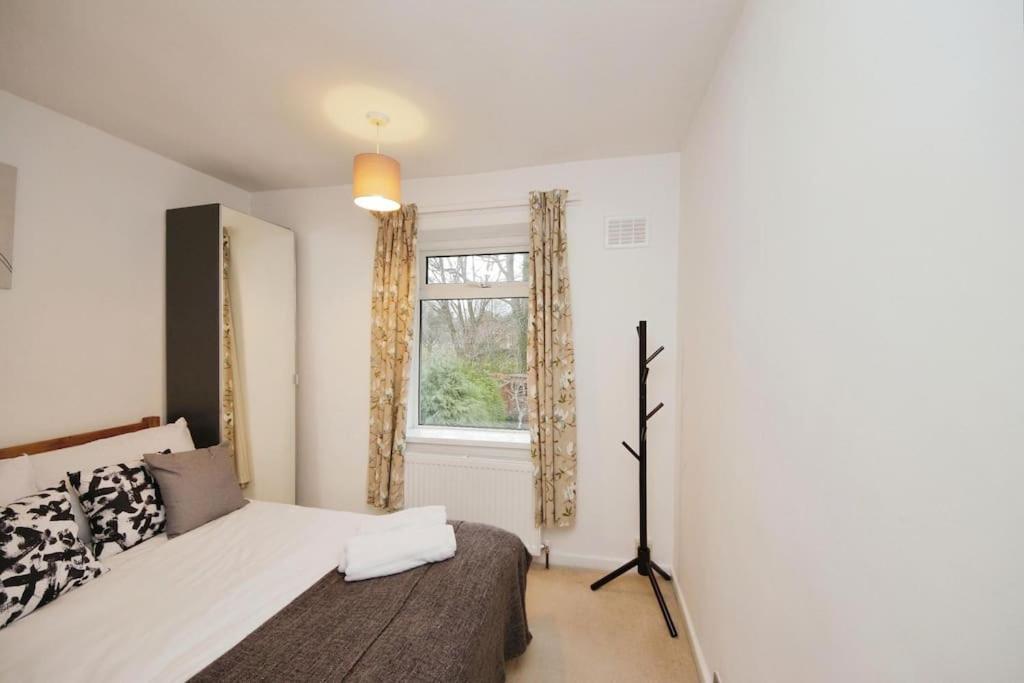 Beautiful Home Close To Town Free Netflix, Wifi Solihull Eksteriør bilde
