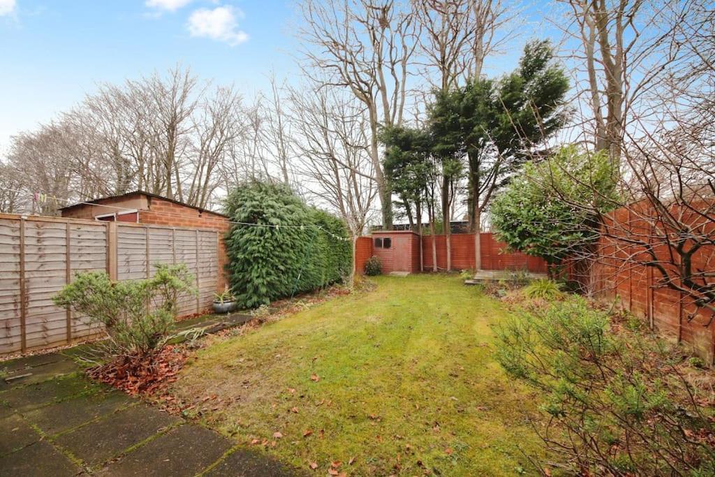 Beautiful Home Close To Town Free Netflix, Wifi Solihull Eksteriør bilde